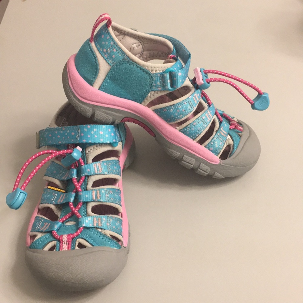 Kids Keen sandals